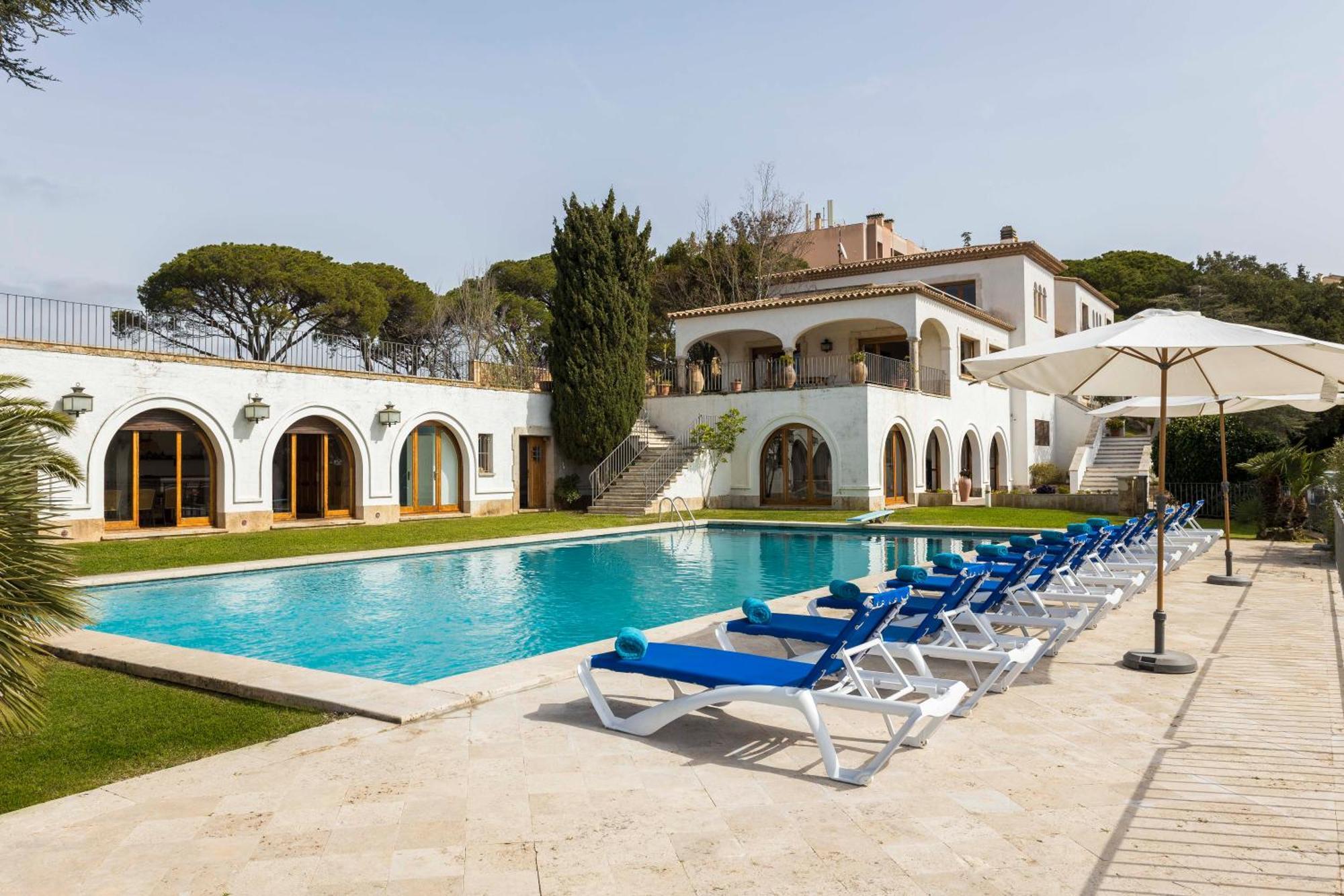 Villa Maricel Sant Feliu de Guixols Exterior photo