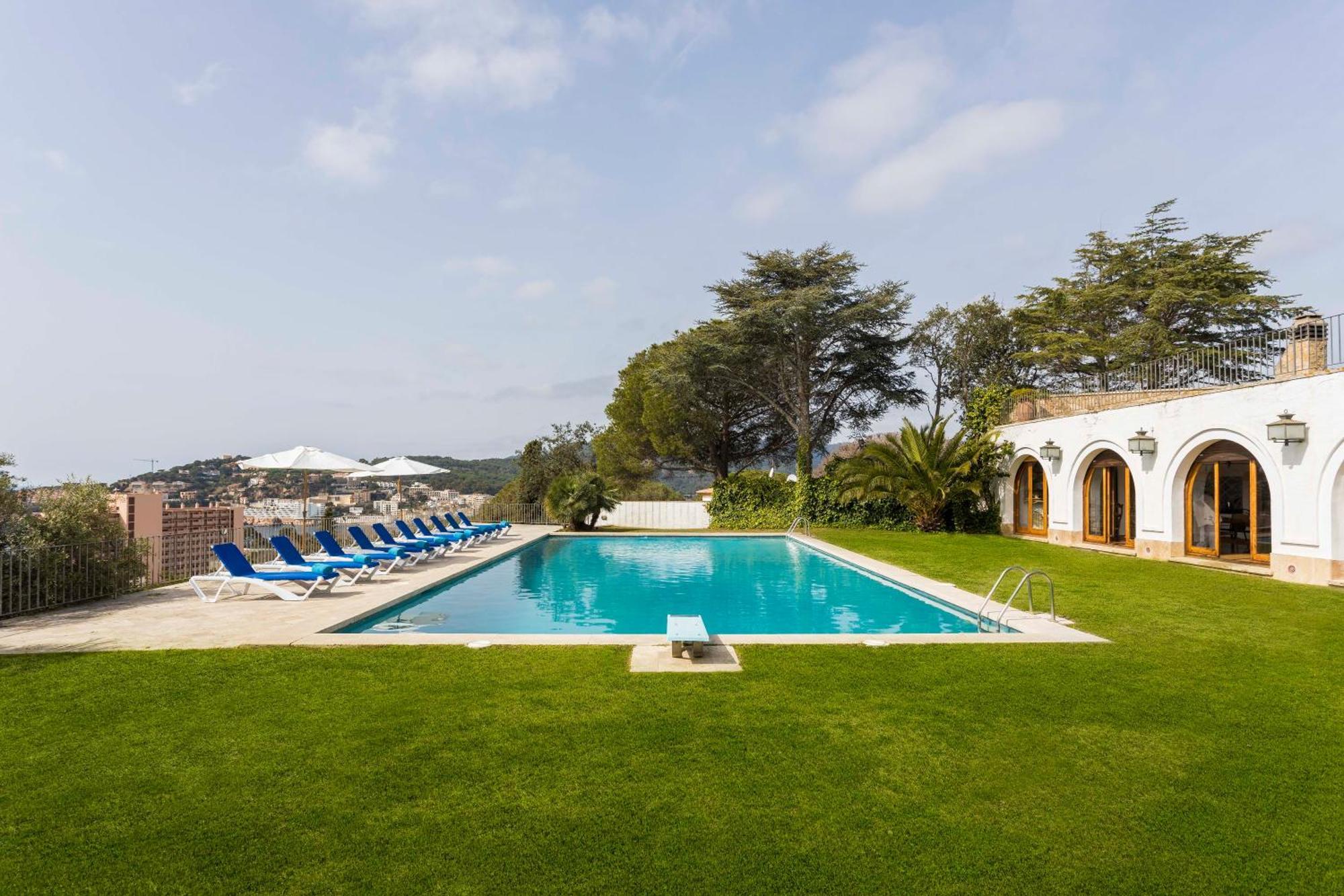 Villa Maricel Sant Feliu de Guixols Exterior photo