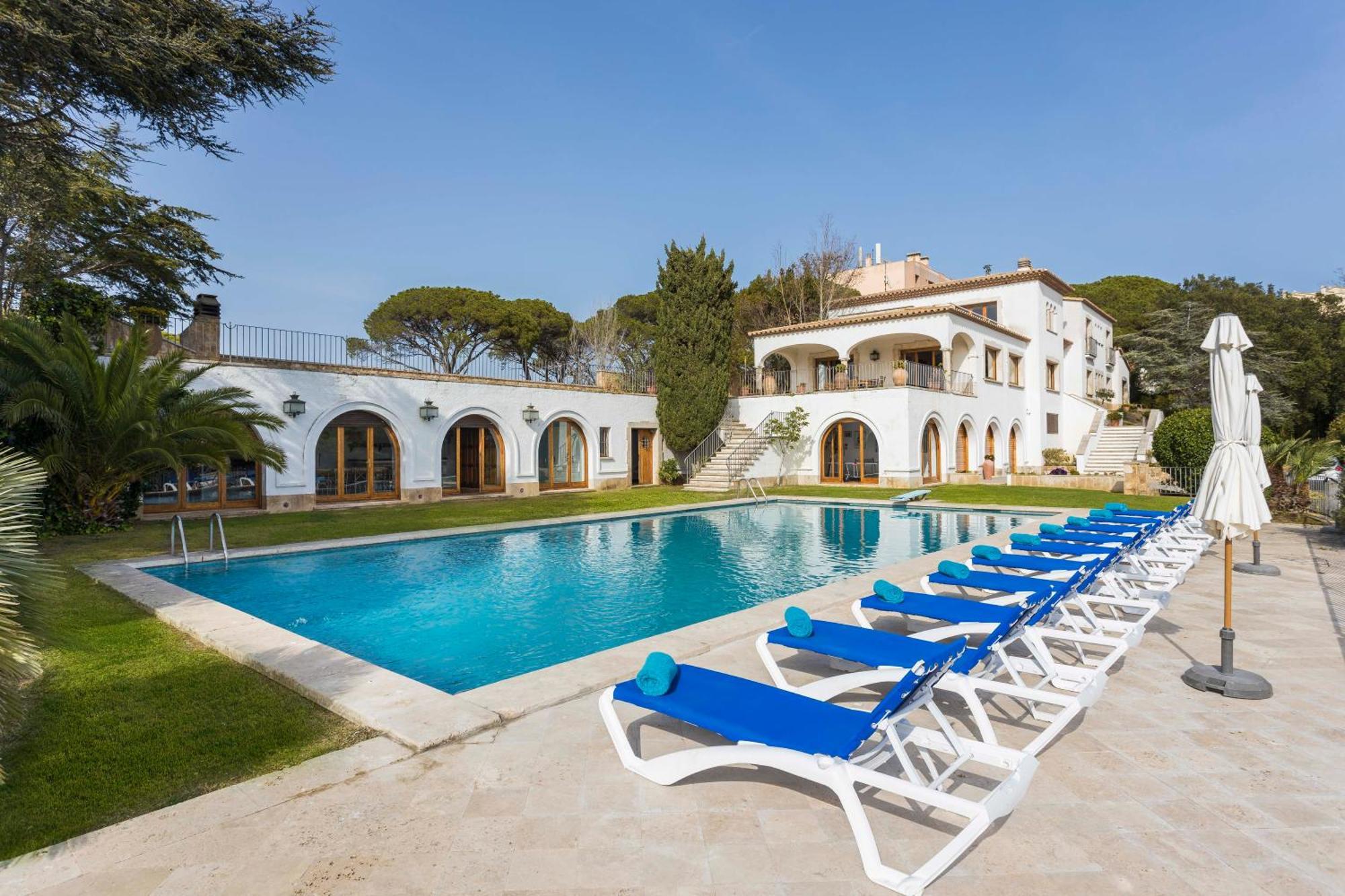 Villa Maricel Sant Feliu de Guixols Exterior photo